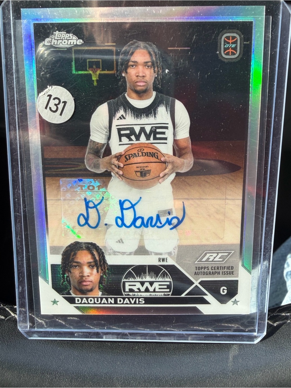 Autograph Basketball Trading Card - White/Black